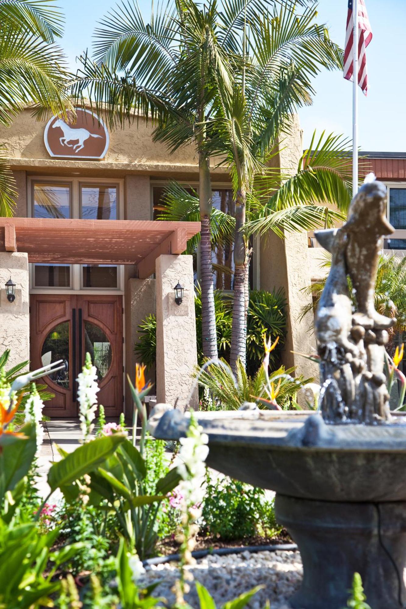 Winners Circle Resort 소라나비치 외부 사진