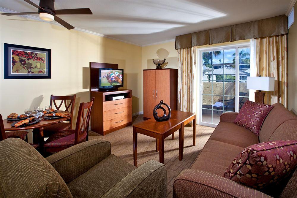 Winners Circle Resort 소라나비치 외부 사진