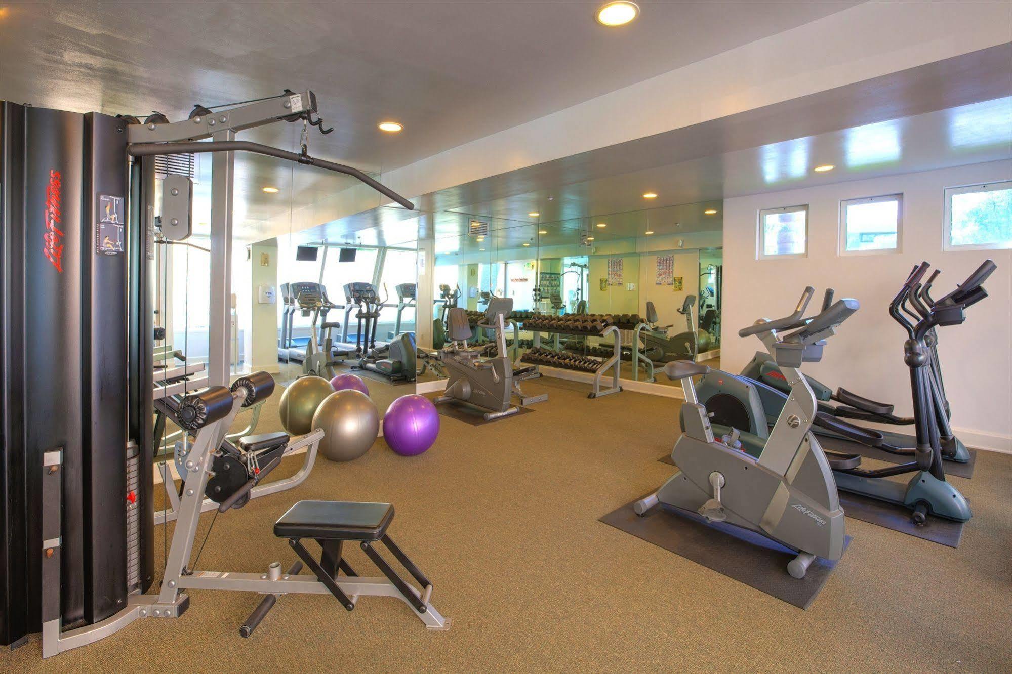 Winners Circle Resort 소라나비치 외부 사진